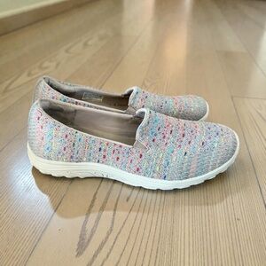 Skechers Women's Reggae Fest-Wicker Loafer Flat slip on size 7